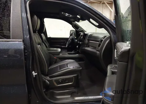 2021 Ram 1500 Limited 4X4 6'4 Box z USA, uszkodzony, nr VIN 1C6SRFPT4MN576546